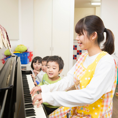 大阪保育こども教育専門学校1