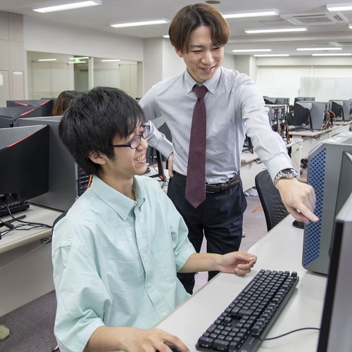 札幌情報未来専門学校2