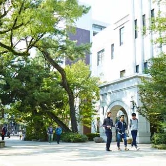 甲南大学