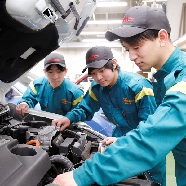 専門学校北海道自動車整備大学校4