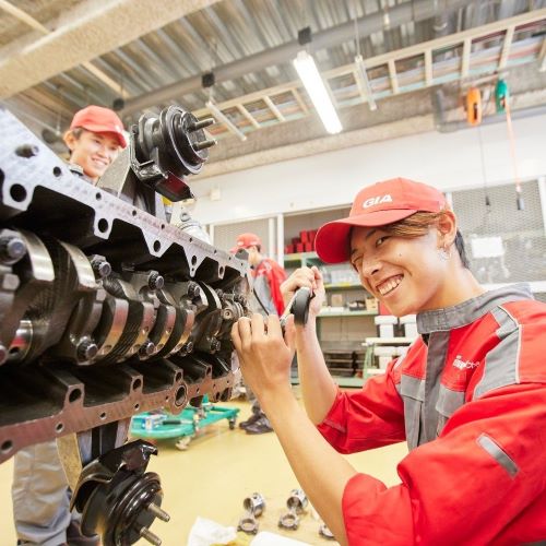 専門学校 新潟国際自動車大学校3