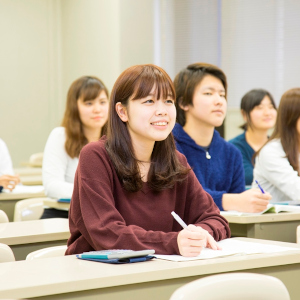 ＡＳＴ関西経理専門学校