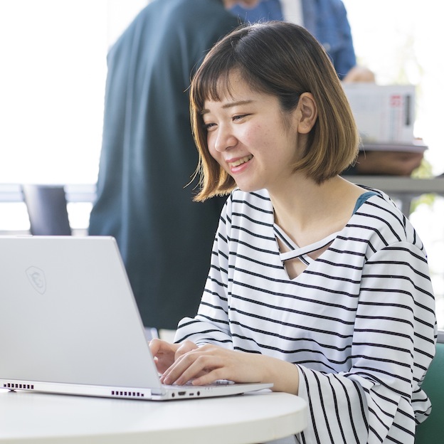 専修学校 国際電子ビジネス専門学校