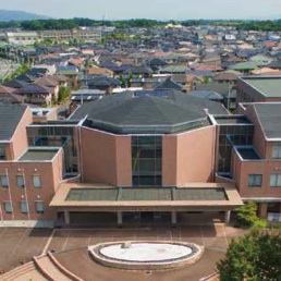 畿央大学