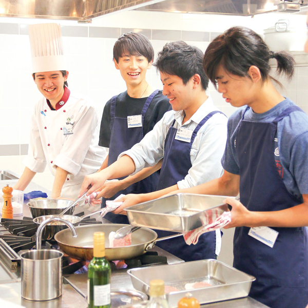 名古屋辻学園調理専門学校