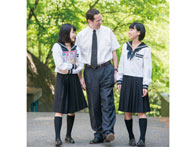 足利短期大学附属高等学校の制服