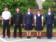 越ヶ谷高等学校の制服