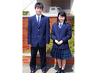 草加東高等学校の制服