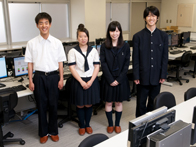 鳩山高等学校の制服