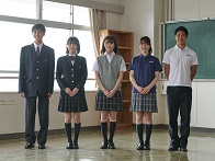 聖望学園高等学校の制服