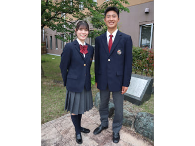 立命館守山高等学校の制服