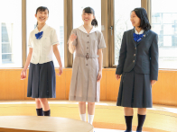 ノートルダム女学院高等学校の制服