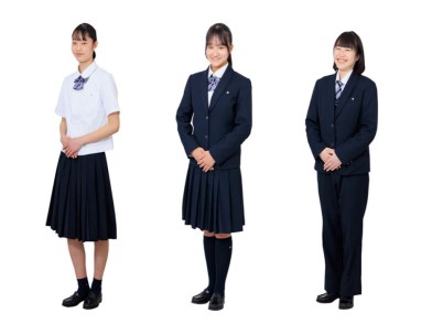 育英西高等学校の制服