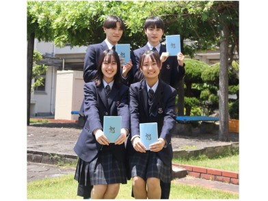 和気閑谷高等学校の制服