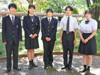 成瀬高等学校の制服