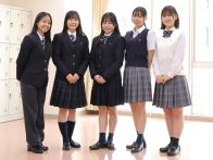 神田女学園高等学校の制服