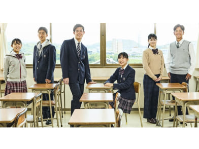 創成館高等学校の制服