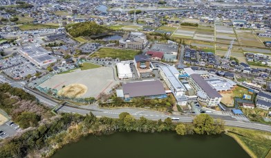 伊勢学園高等学校