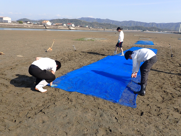 和歌山県　和歌山工業高校　化学技術クラブのみなさん2