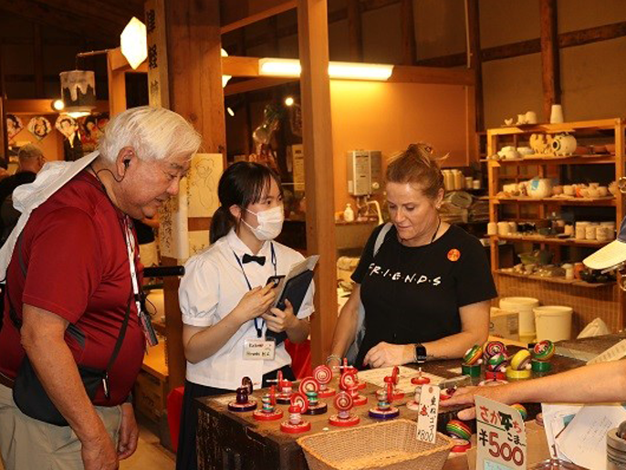 青森県　弘前高校　有志生徒のみなさん3