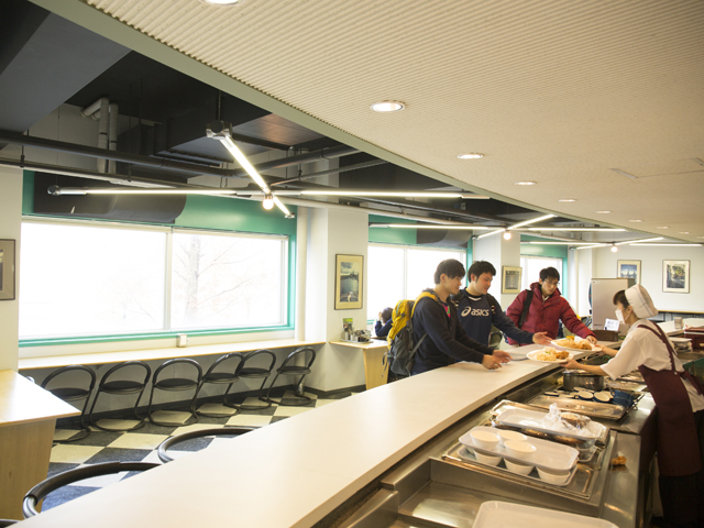 東海大学の学食