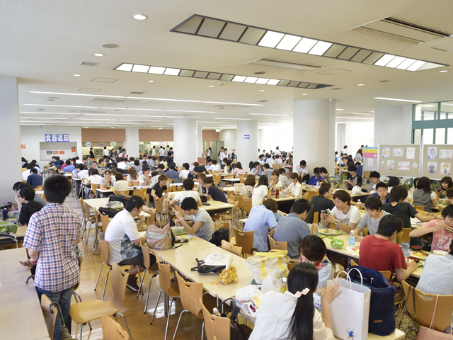 東海大学の学食