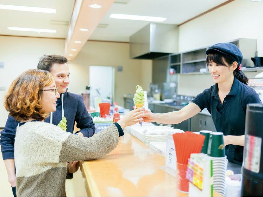 立命館アジア太平洋大学（ＡＰＵ）の学食