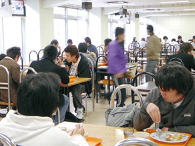 東海大学の学食