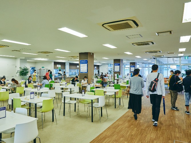 江戸川大学の学食