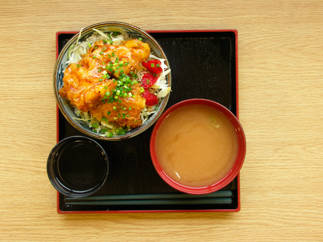 中部大学の学食