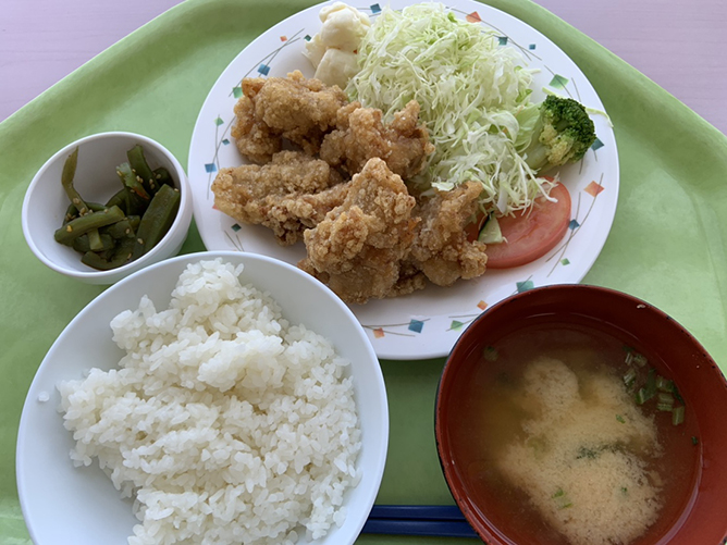 ＳＢＣ東京医療大学の学食