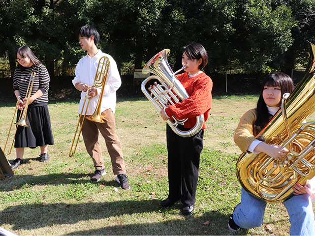 植草学園大学の部活