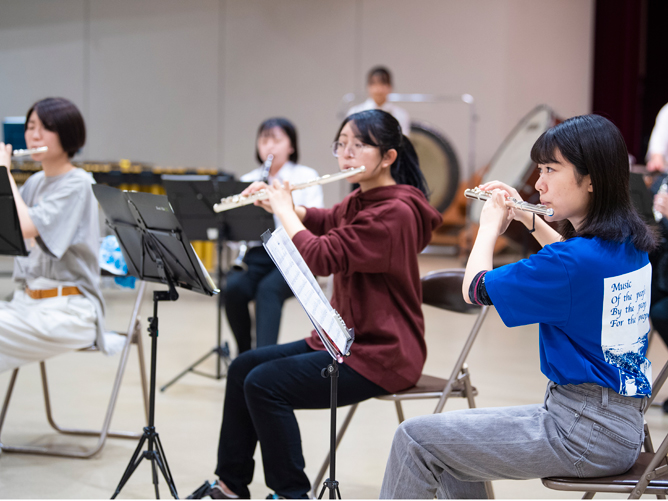 秀明大学の部活