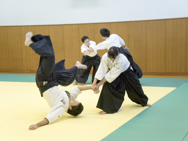 東京経済大学の部活