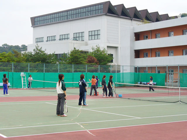 甲子園大学のスポーツ施設