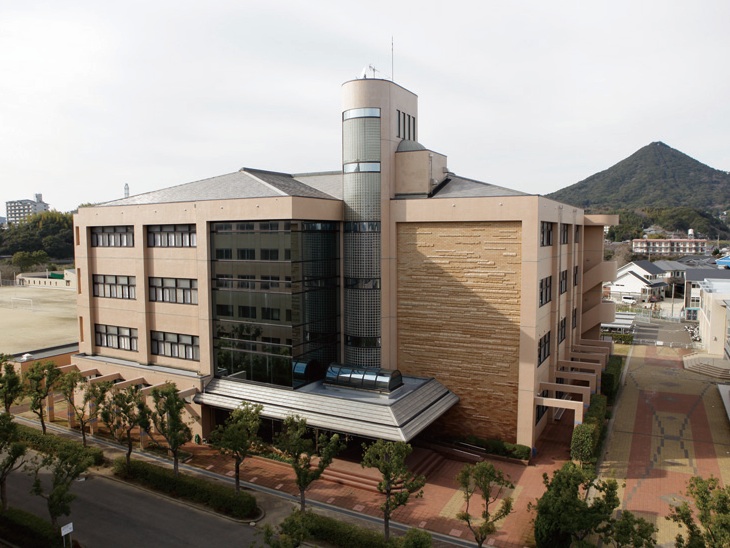 長崎県立大学の図書館