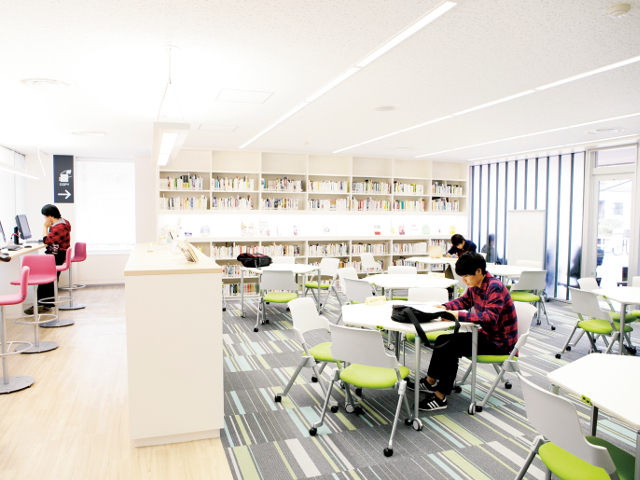 専修大学の図書館