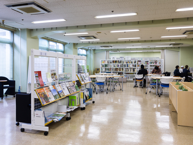 東海大学の図書館