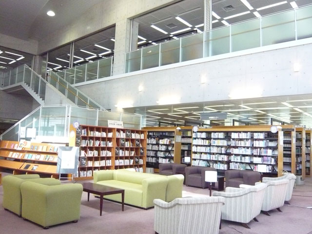 愛知県立大学の図書館