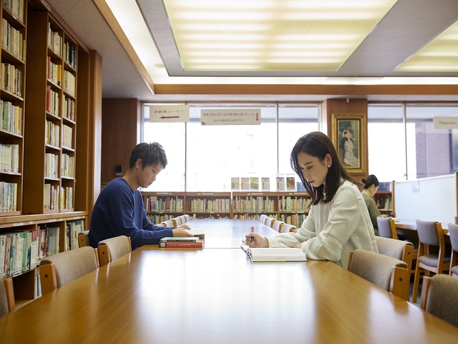 京都外国語大学