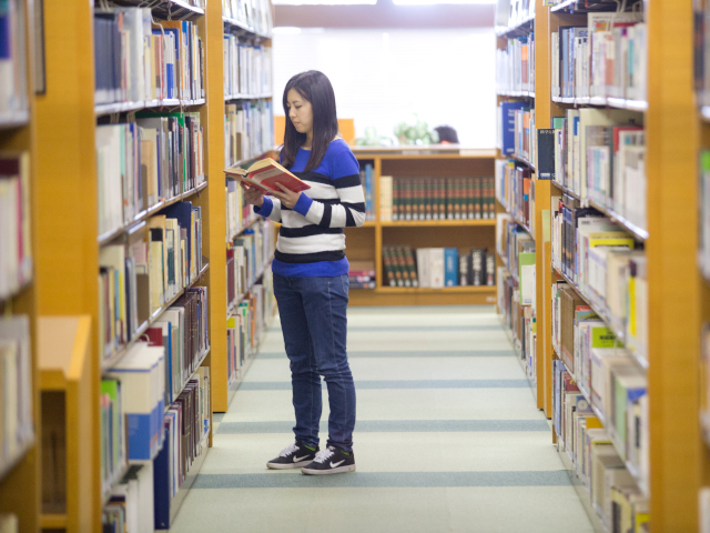 豊田工業大学