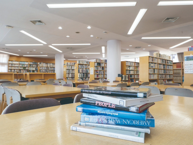 大阪芸術大学短期大学部の図書館