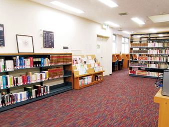 仙台青葉学院短期大学の図書館