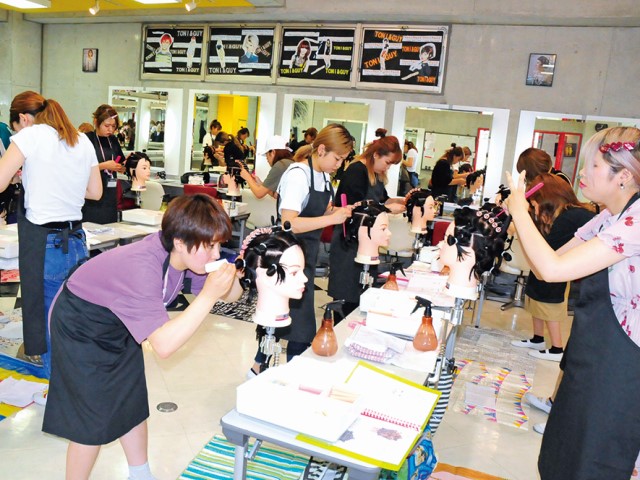 専修学校　モア・ヘアメイクカレッジのオープンキャンパス